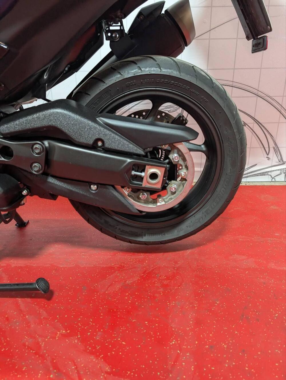 Yamaha T-Max 530 DX (2017 - 19) (18)