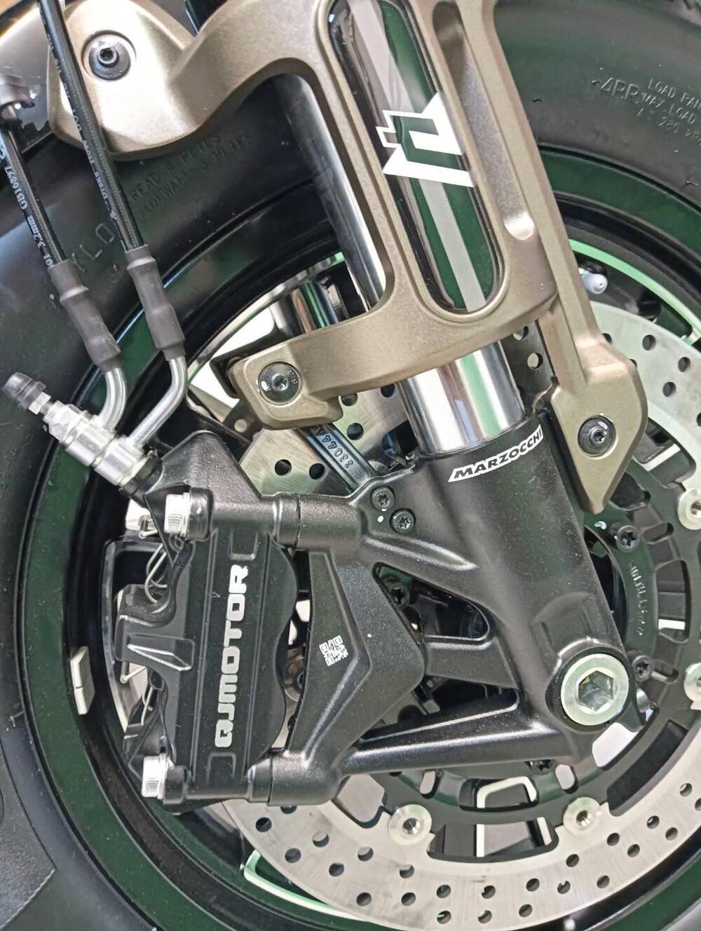 QJ Motor SRV 600 V (2025 - 26) (15)