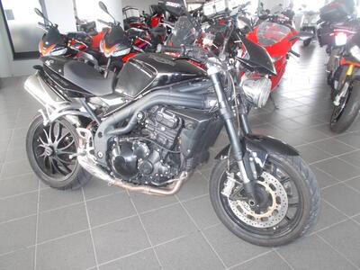 Triumph Speed Triple 1050 (2005 - 11) usata