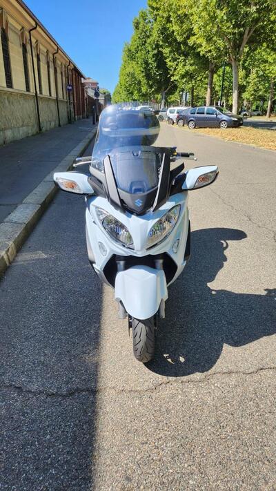 Suzuki Burgman AN 650 Executive ABS (2013 - 17) usata