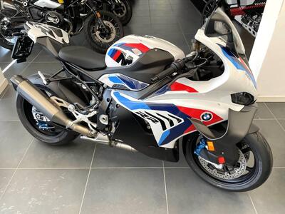 Bmw M 1000 RR (2025) usata