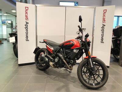 Ducati Scrambler 800 Full Throttle (2023 - 24) usata
