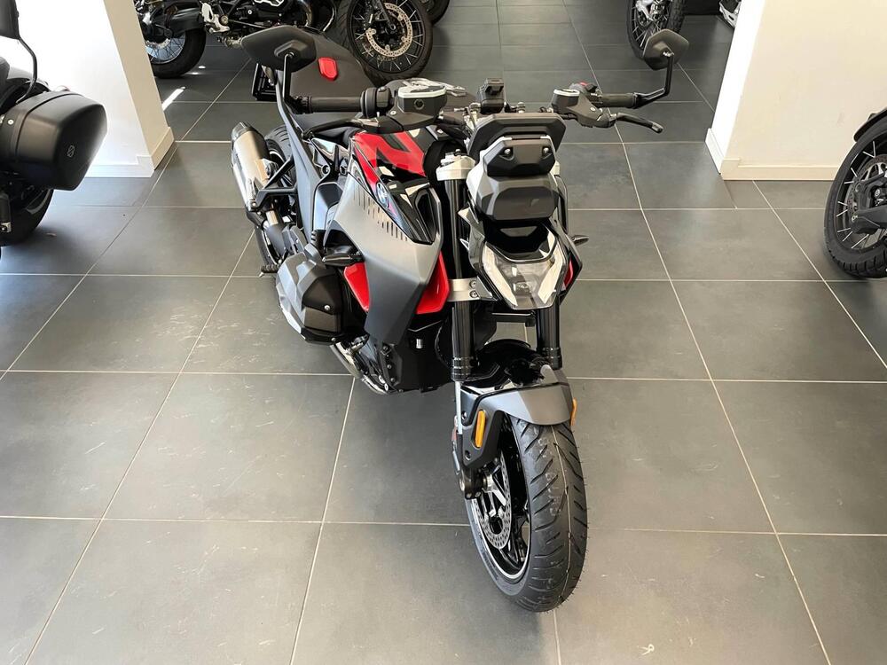 Bmw R 1300 R (2026) (2)