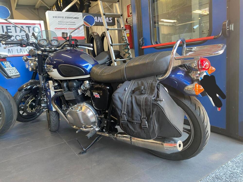 Triumph Bonneville SE (2009 - 13) (2)