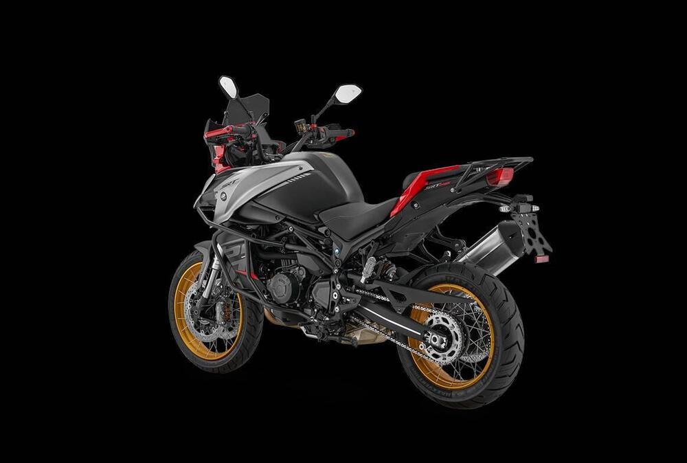 QJ Motor SRT 900 SX (2025 - 26) (5)