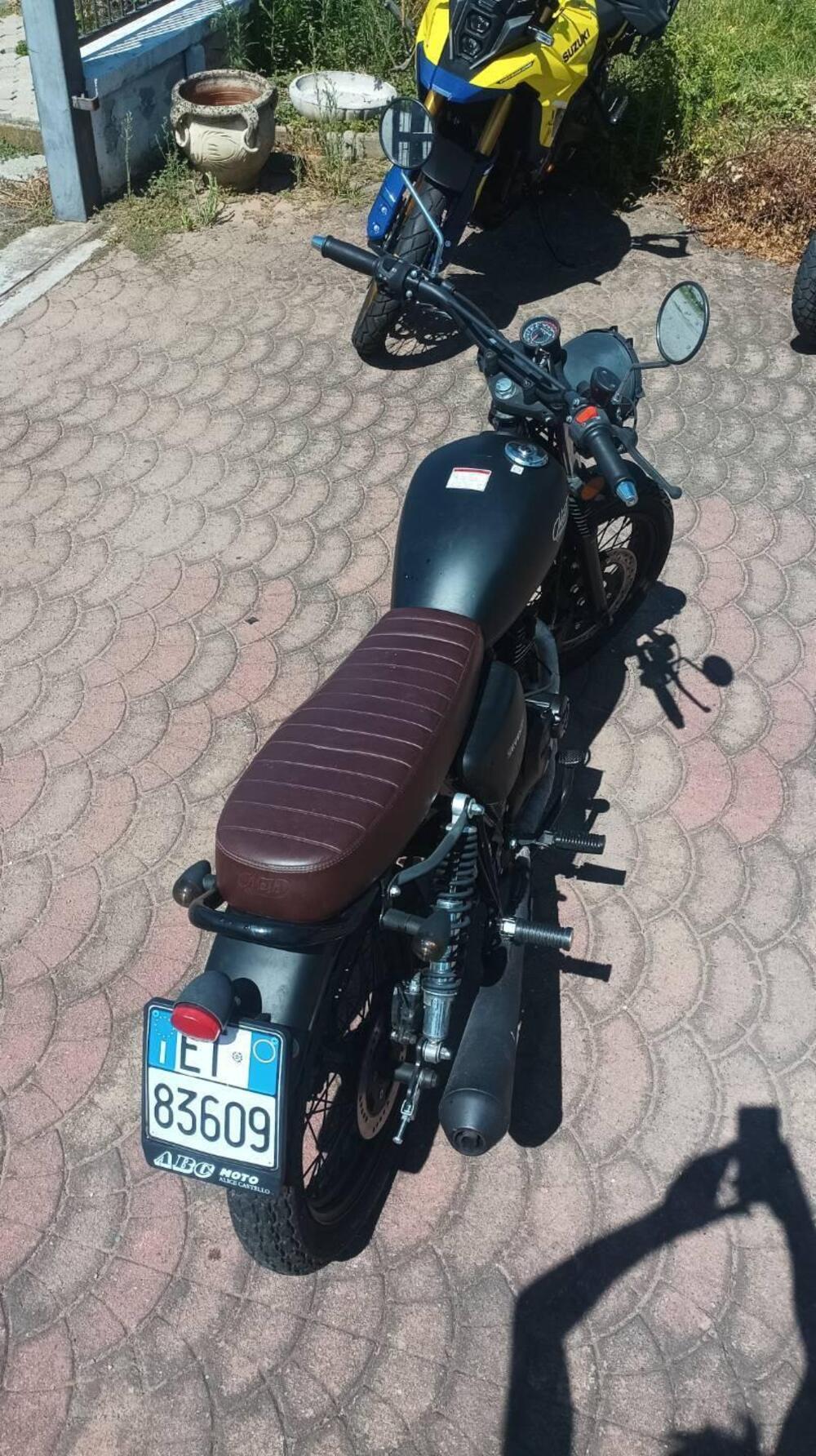 Mash Italia Seventy 125 (2021 - 25) (2)