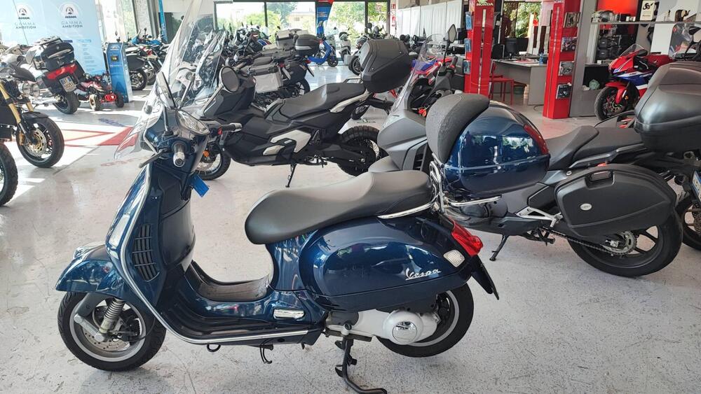 Vespa GTS 250 i.e. (2)