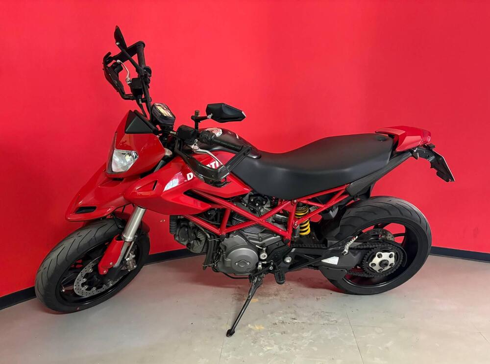 Ducati Hypermotard 796 (2012) (3)