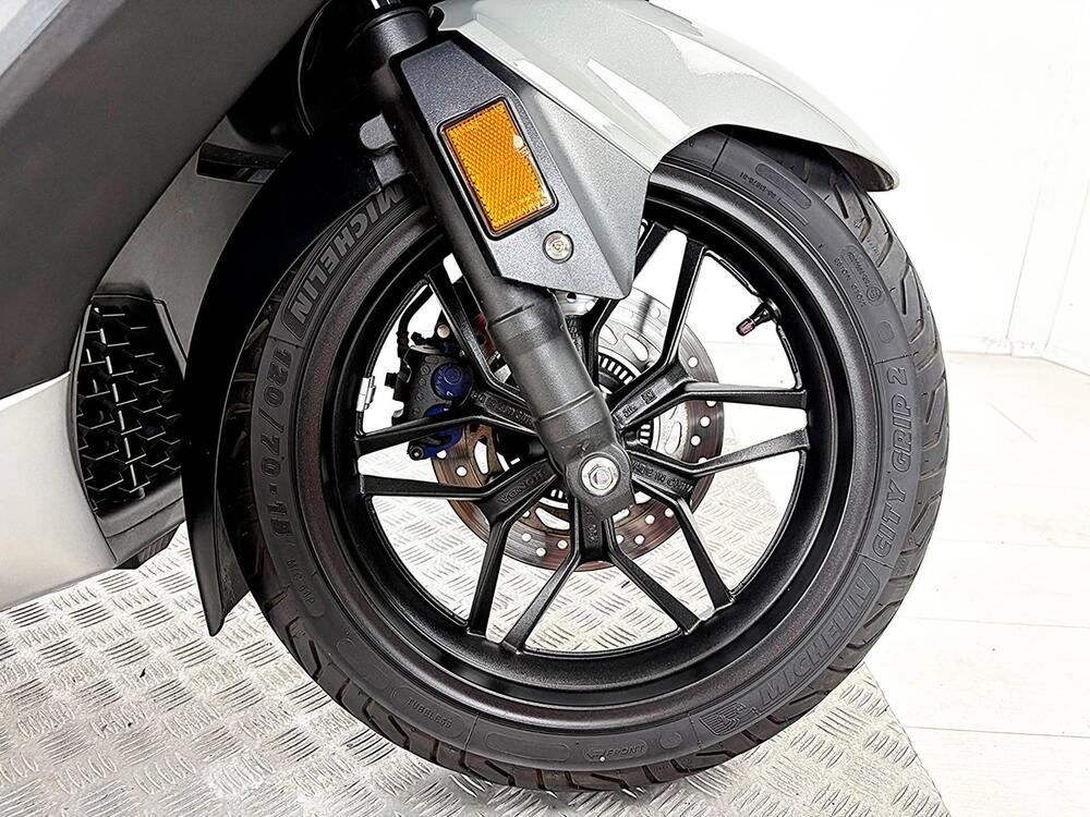 Honda Forza 350 Deluxe (2022 - 24) (11)