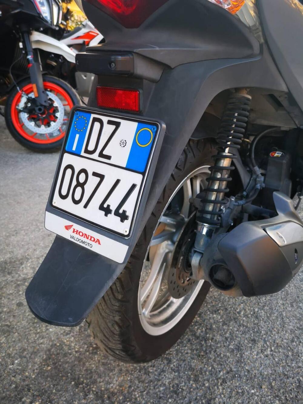 Honda SH 150 i ABS (2013 - 16) (8)