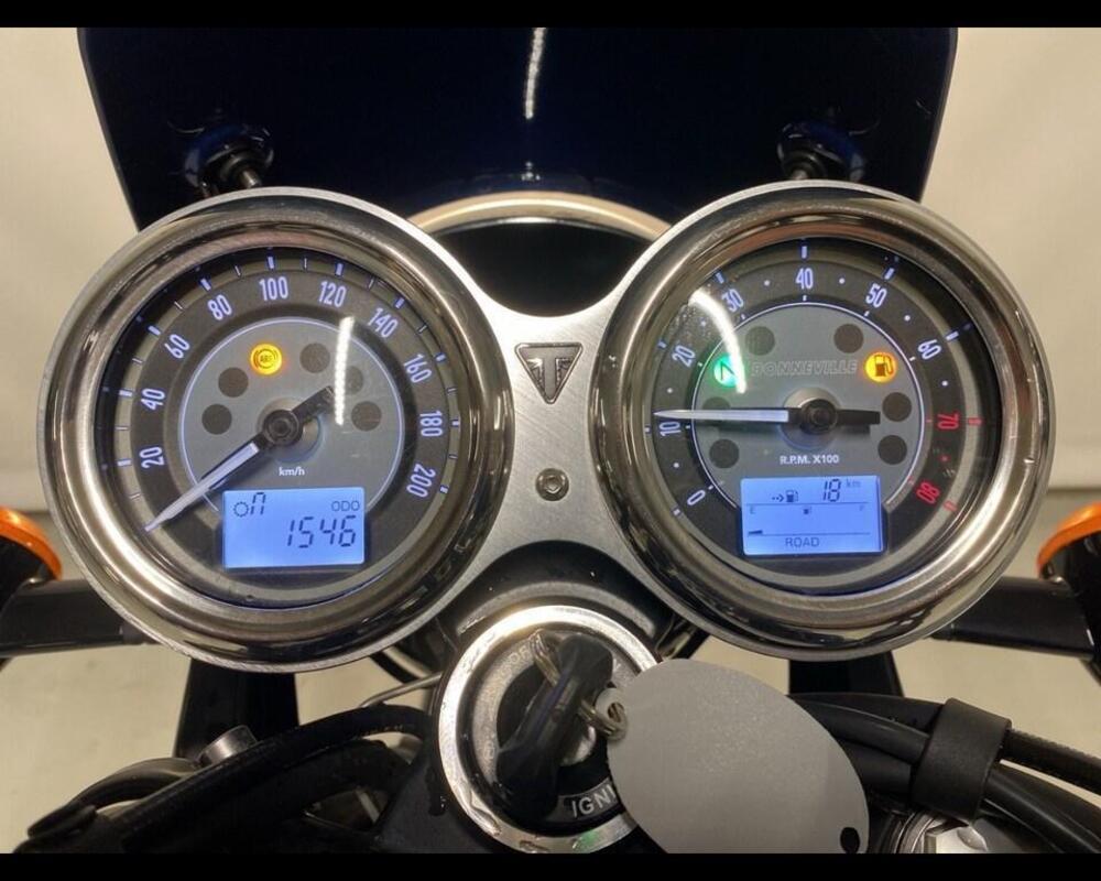 Triumph Bonneville T100 (2021 - 25) (12)