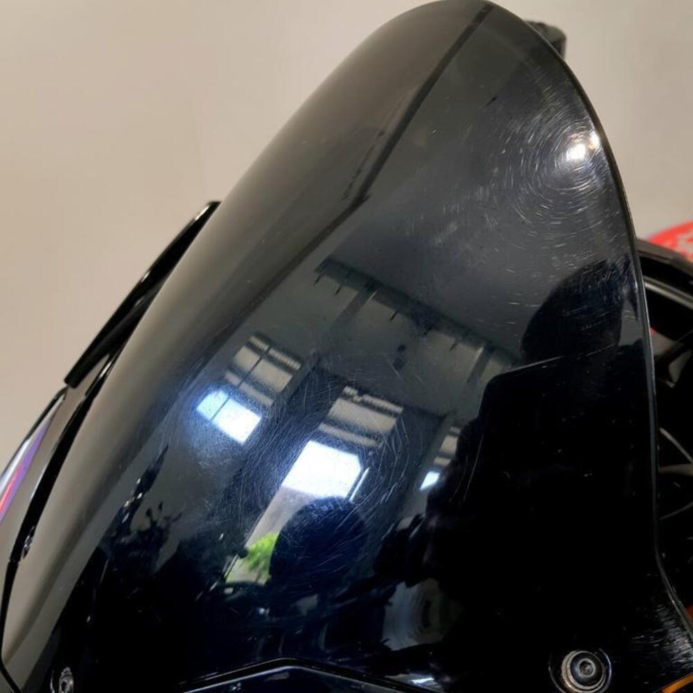 Aprilia Tuono V4 Factory (2021 - 24) (9)