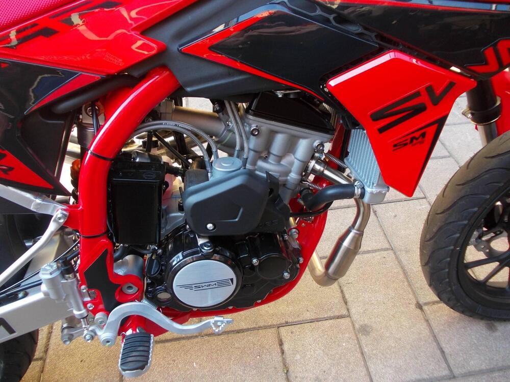 Swm SM 125 R (2025 - 26) (15)
