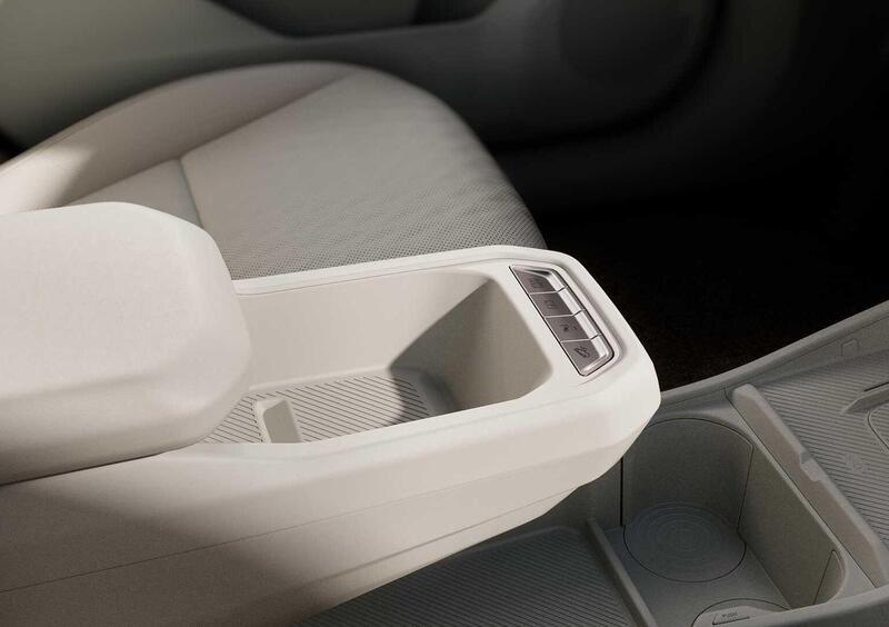 Kia EV4 (2025-->>) (6)