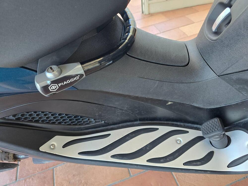 Piaggio Mp3 300 Hpe Sport (2019 - 20) (8)