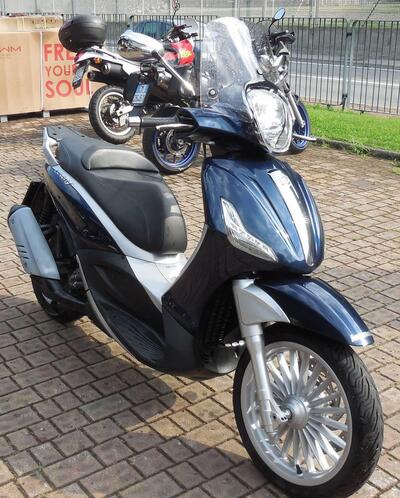 Piaggio Beverly 300 i.e. (2010 - 16) usata