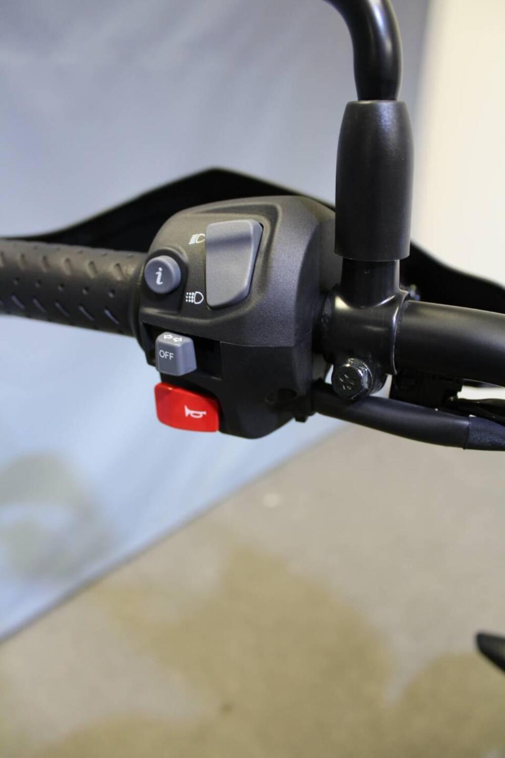 Triumph Scrambler 400 X (2024 - 25) (10)