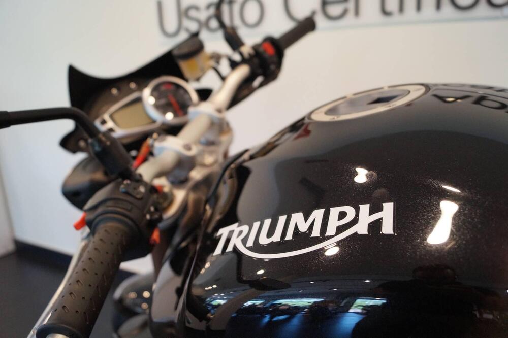 Triumph Speed Triple 1050 (2011 - 13) (12)