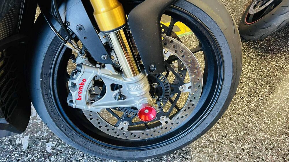 Aprilia RSV4 1100 Factory (2021 - 24) (16)