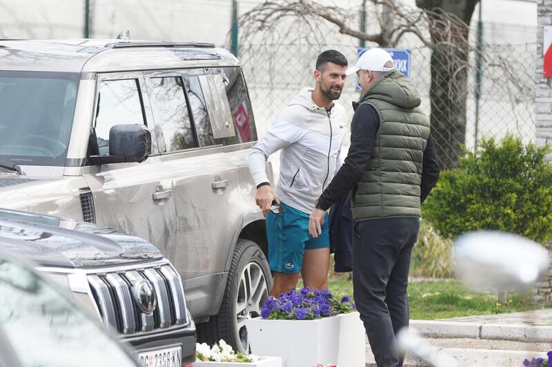 Djokovic &ndash; Land Rover Range Rover Autobiography