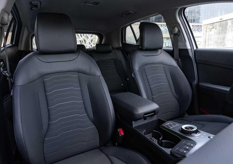 Kia Sportage (2021-->>) (13)