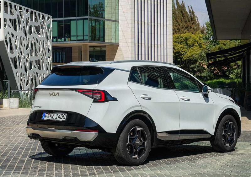 Kia Sportage (2021-->>) (4)