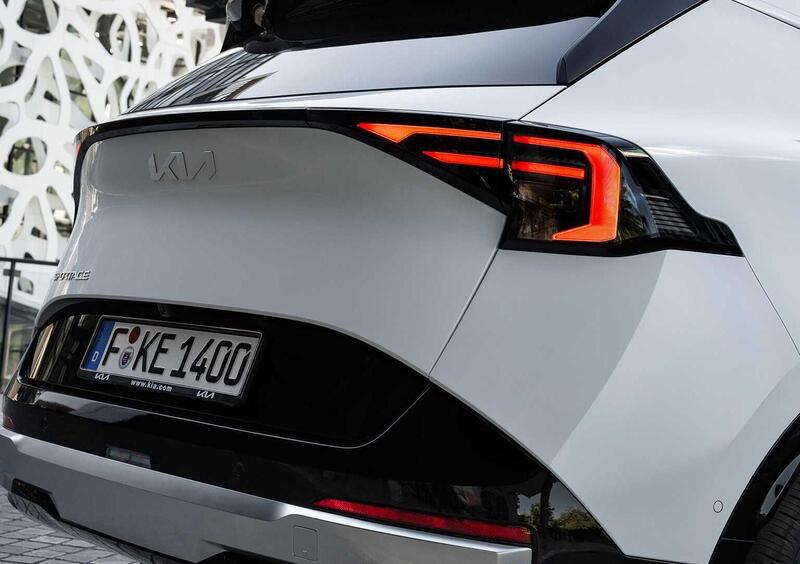 Kia Sportage (2021-->>) (22)