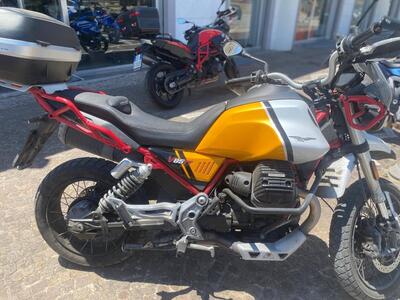 Moto Guzzi V85 TT (2021 - 23) usata