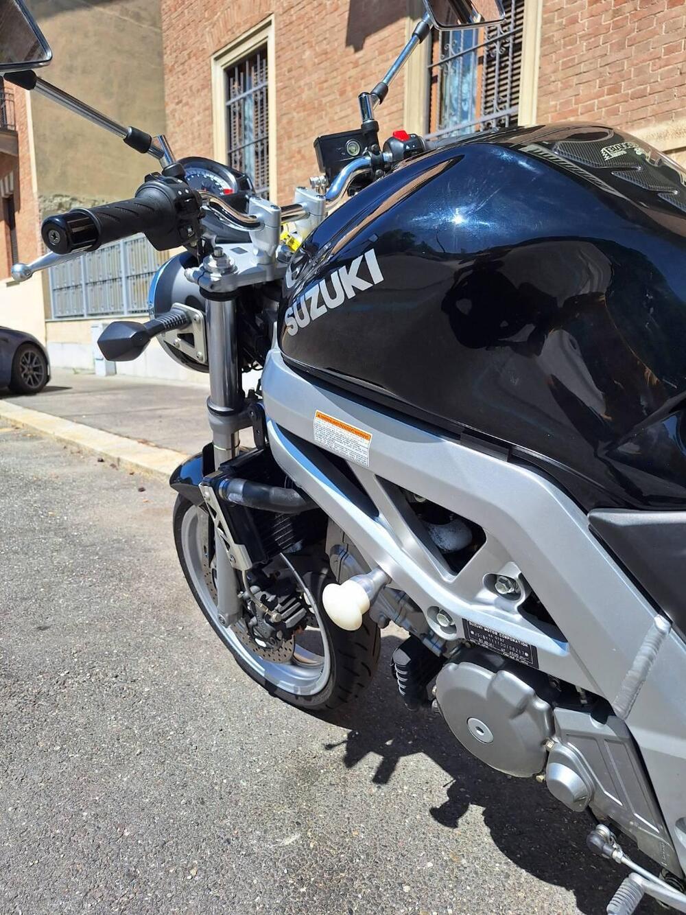 Suzuki SV 650 (2003 - 06) (6)