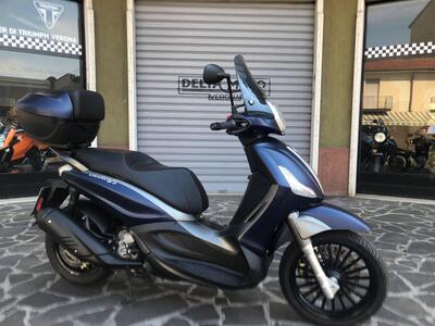 Piaggio Beverly 300 S (2021) usata