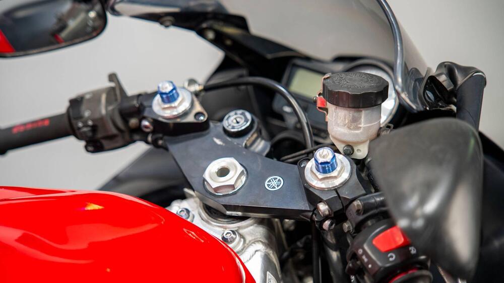 Yamaha YZF R6 (2003 - 04) (16)