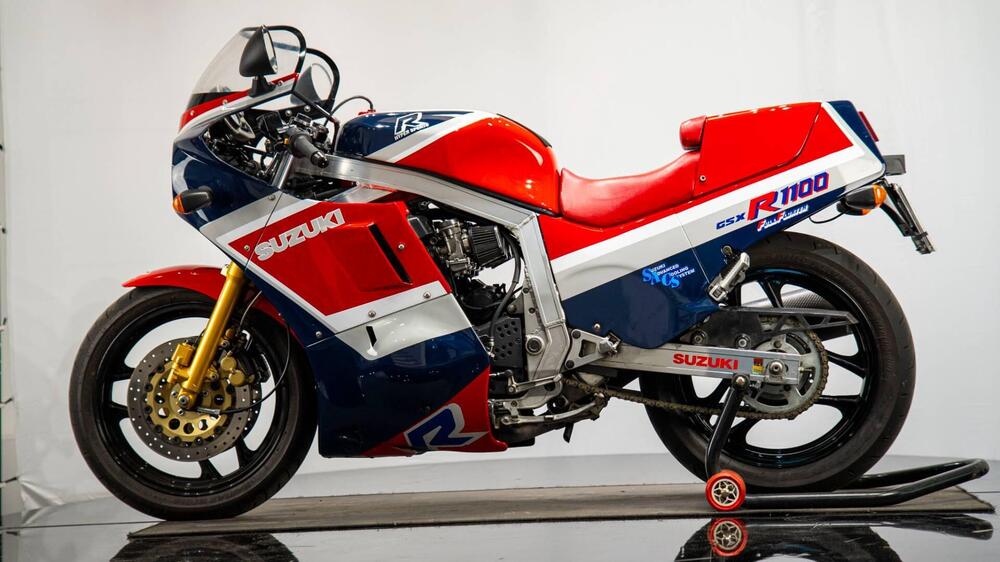 Suzuki GSX R 1100 (1986 - 88) (9)