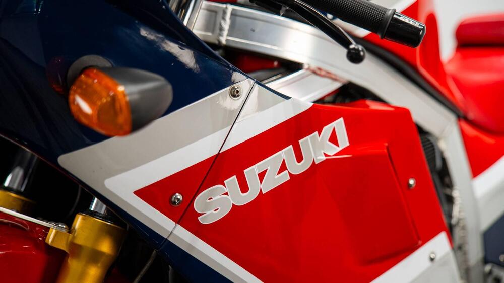 Suzuki GSX R 1100 (1986 - 88) (12)