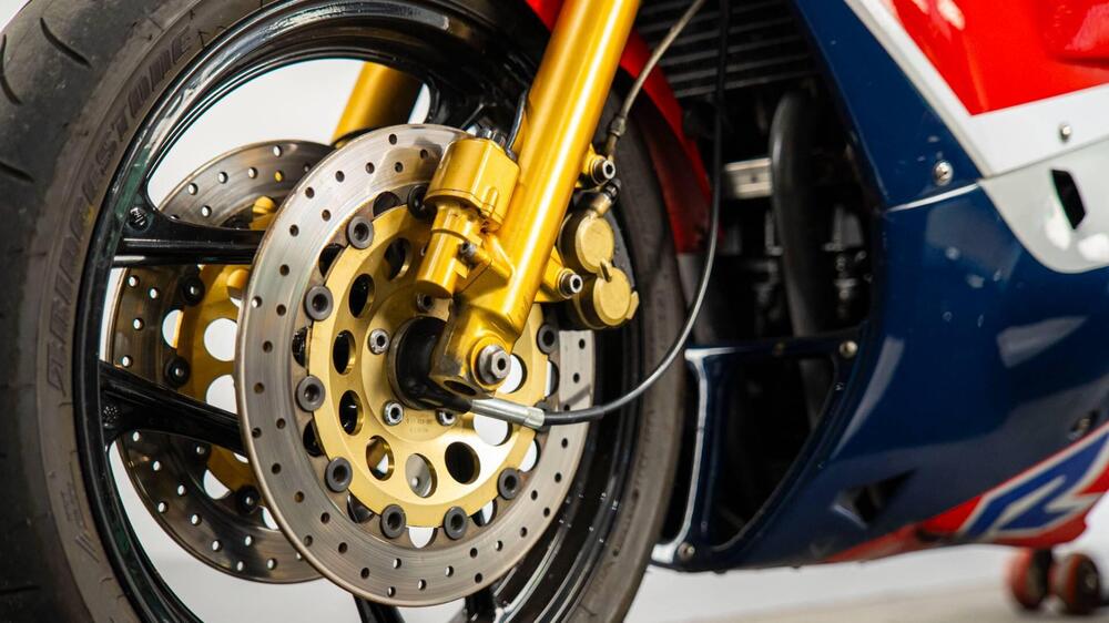 Suzuki GSX R 1100 (1986 - 88) (13)