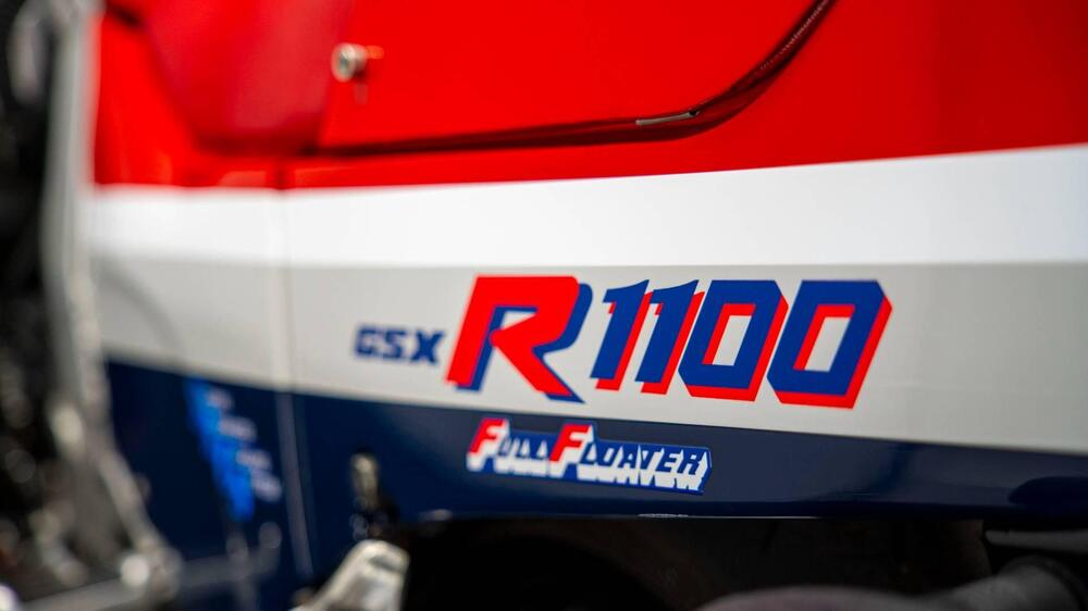 Suzuki GSX R 1100 (1986 - 88) (19)