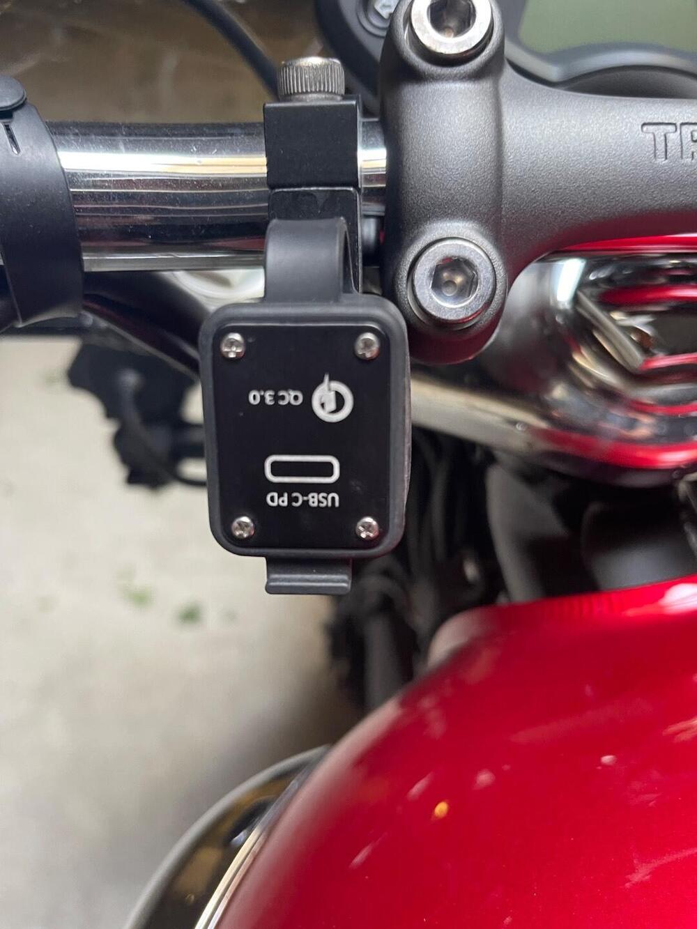 Triumph Bonneville Speedmaster 1200 (2018 - 20) (2)