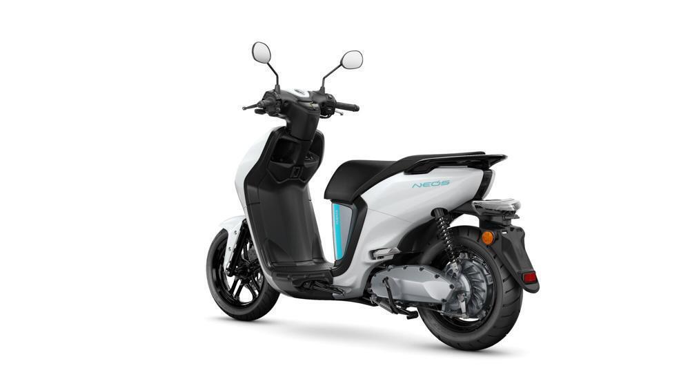 Yamaha Neo's L1e (2022 - 26) (2)