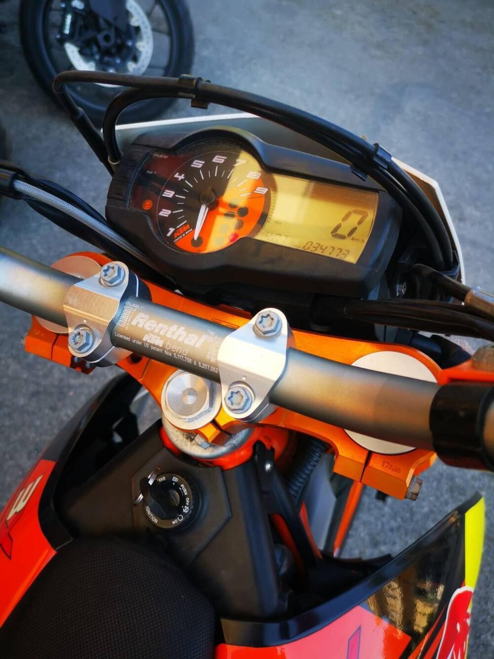 KTM 690 SMC R (2012 -17) (9)