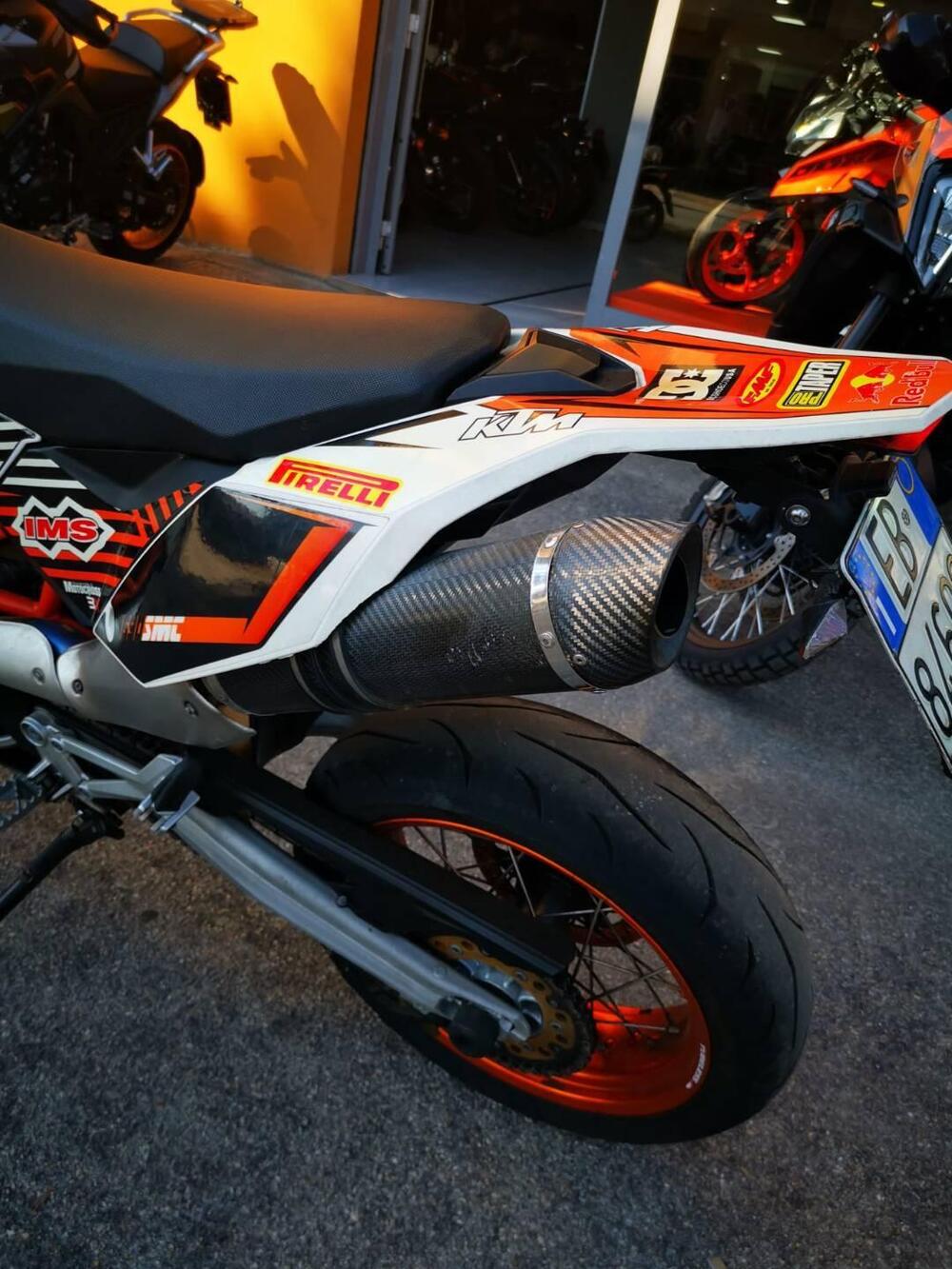 KTM 690 SMC R (2012 -17) (11)