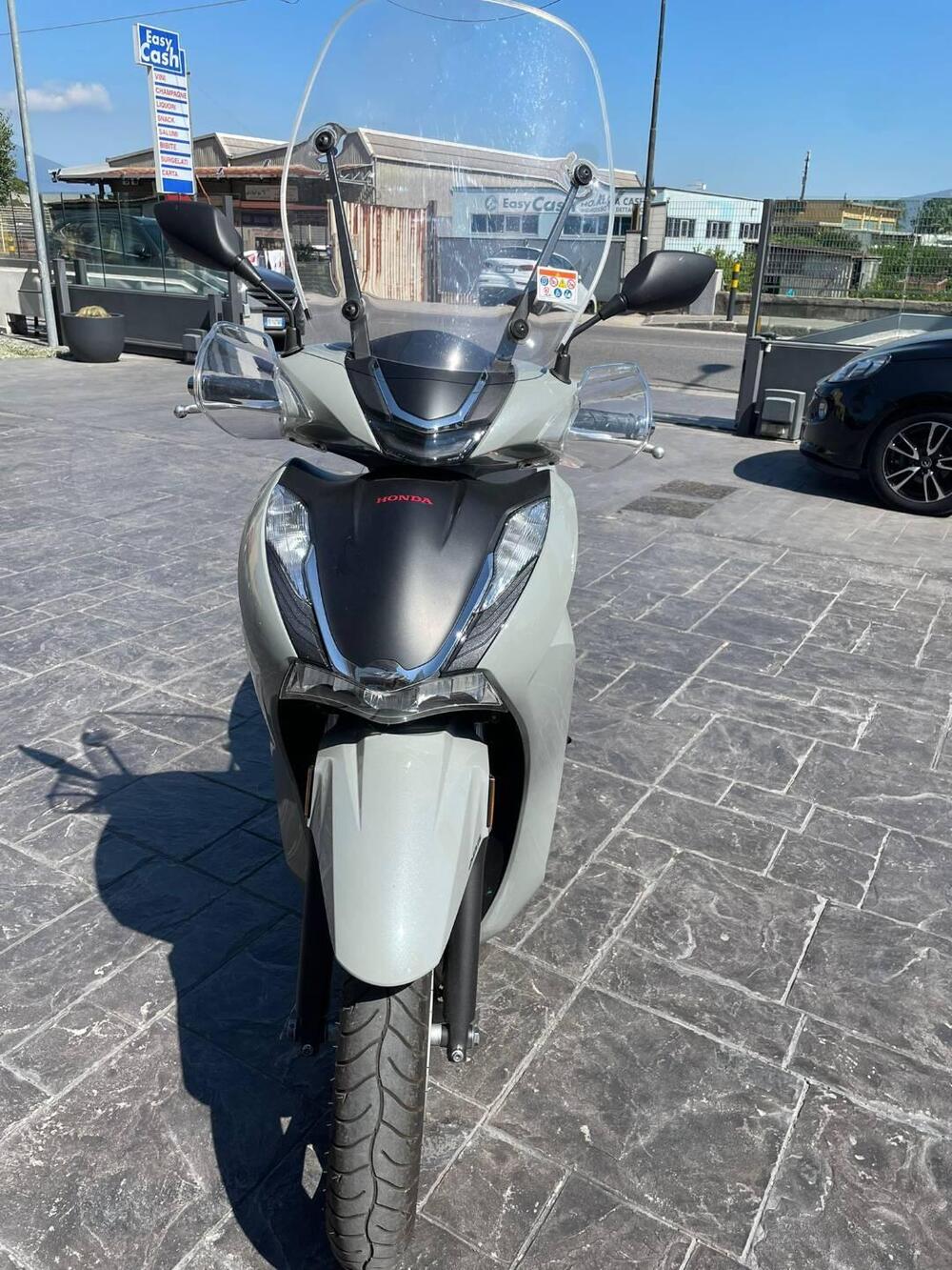 Honda SH 350 (2021 - 24) (4)