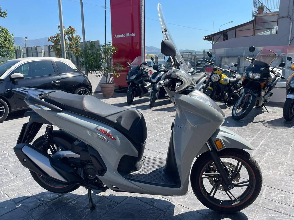 Honda SH 350 (2021 - 24) (11)