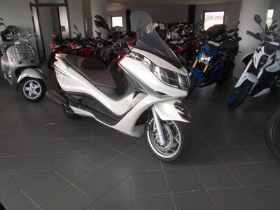 Piaggio X10 500 Executive (2011 - 17) usata