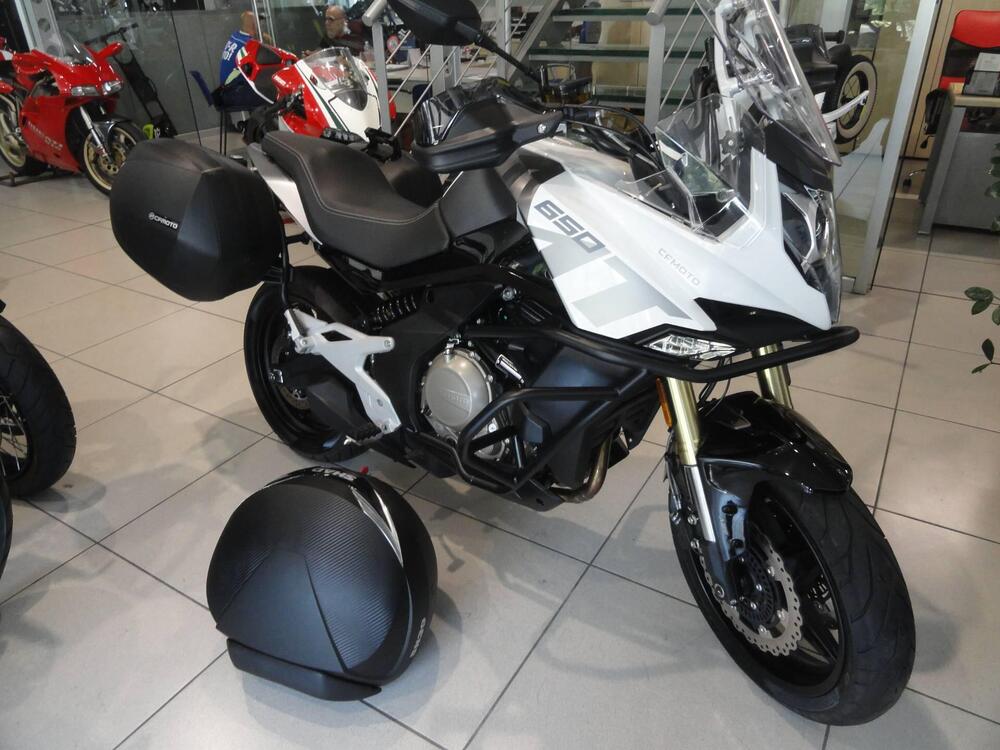 CFMOTO 650MT (2021 - 24) (2)