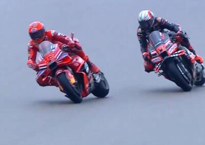 MotoGP 2025. GP di Germania. Marc Marquez passa Marco Bezzecchi all'ultimo giro e vince la Sprint del Sachsenring [RISULTATI e VIDEO]