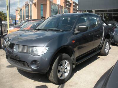 Mitsubishi L200 2.5 DI-D/136CV DC Intense DPF del 2013 usata a Frosinone
