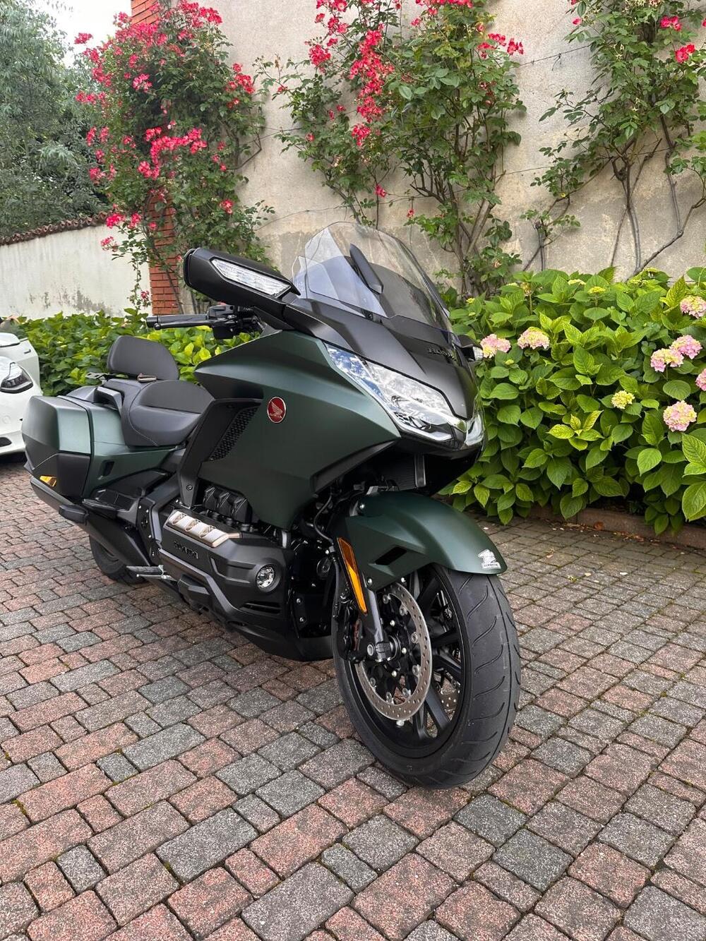 Honda GL 1800 Gold Wing DCT (2021 - 24) (2)