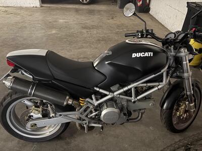 Ducati Monster 620 I.E. Dark (2002) usata