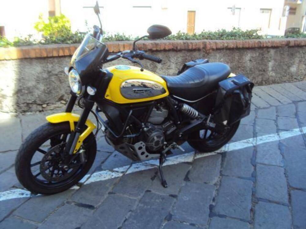 Ducati Scrambler 800 Icon (2015 - 16)