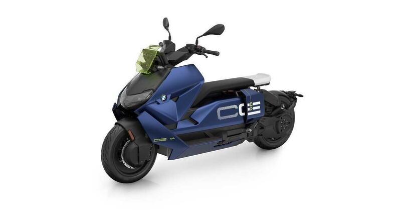 BMW CE 04: come cambia lo scooter elettrico per il 2026?