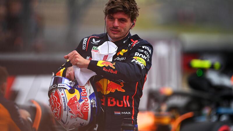 F1, lasciate stare Verstappen: pranzo a Imperia, jet e yacht tracciati, spunta l&rsquo;ipotesi di un incontro con Wolff per la Mercedes. Ma che fine ha fatto la privacy?